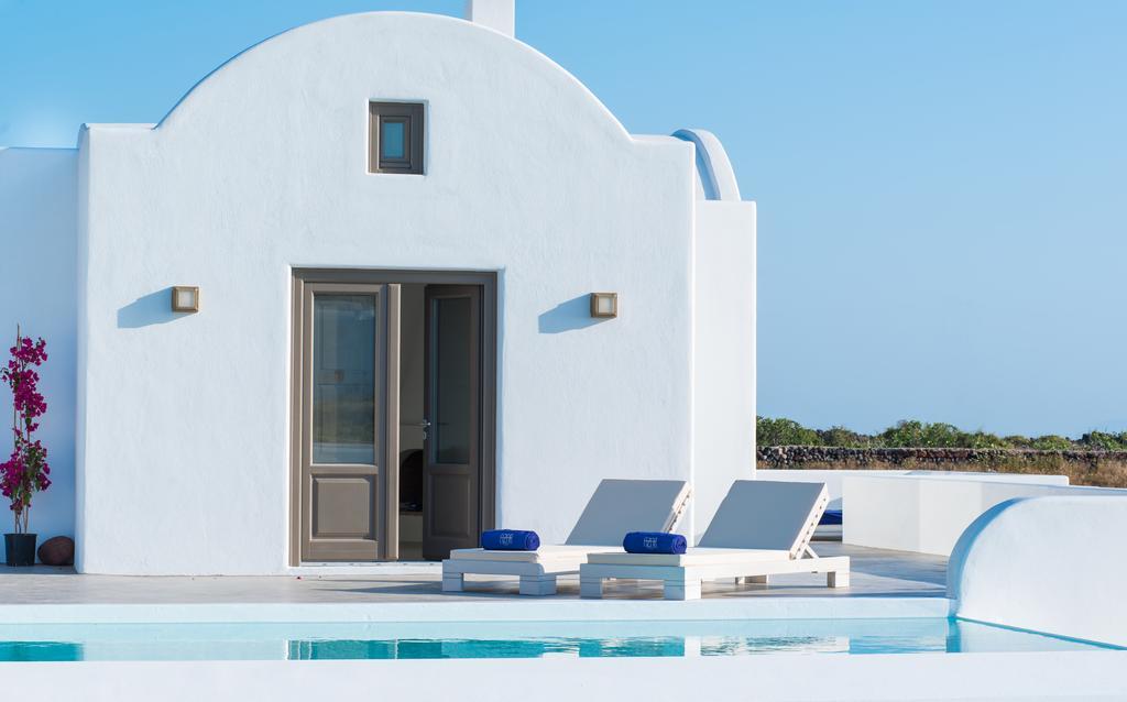 Azar Luxury & * Imerovigli (Santorini)