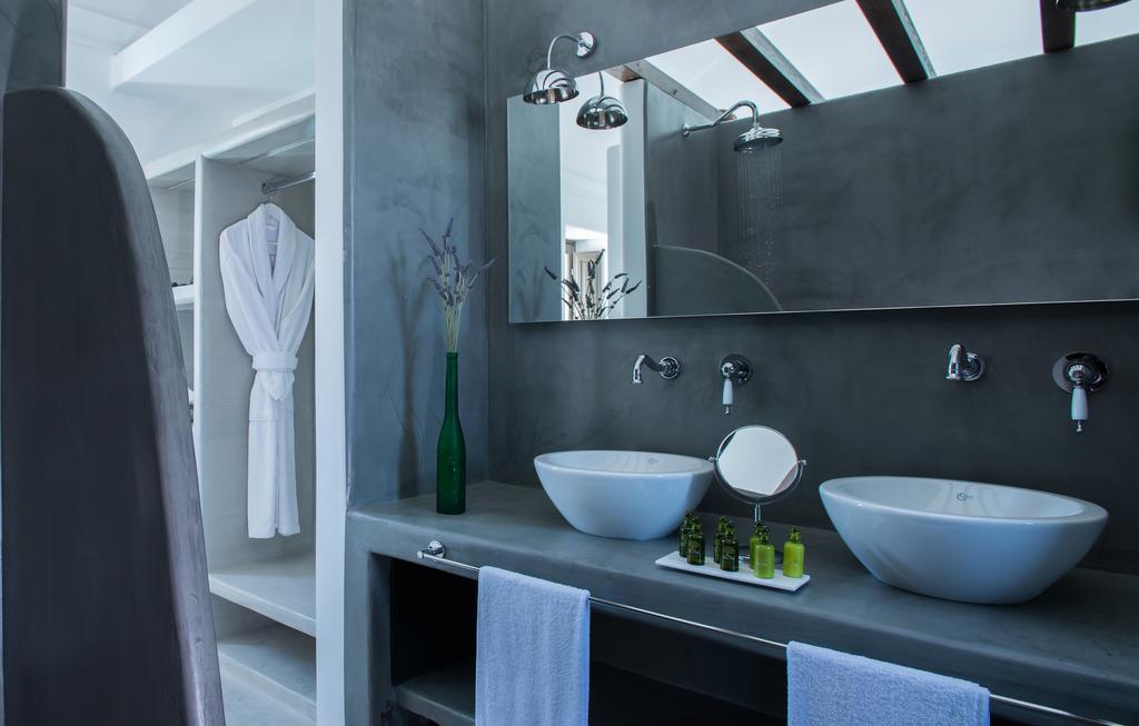 Azar Luxury & Villa *