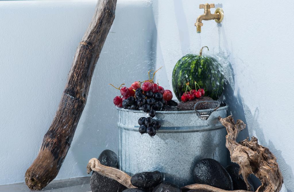 Azar Luxury Villas & Villa Imerovigli (Santorini)