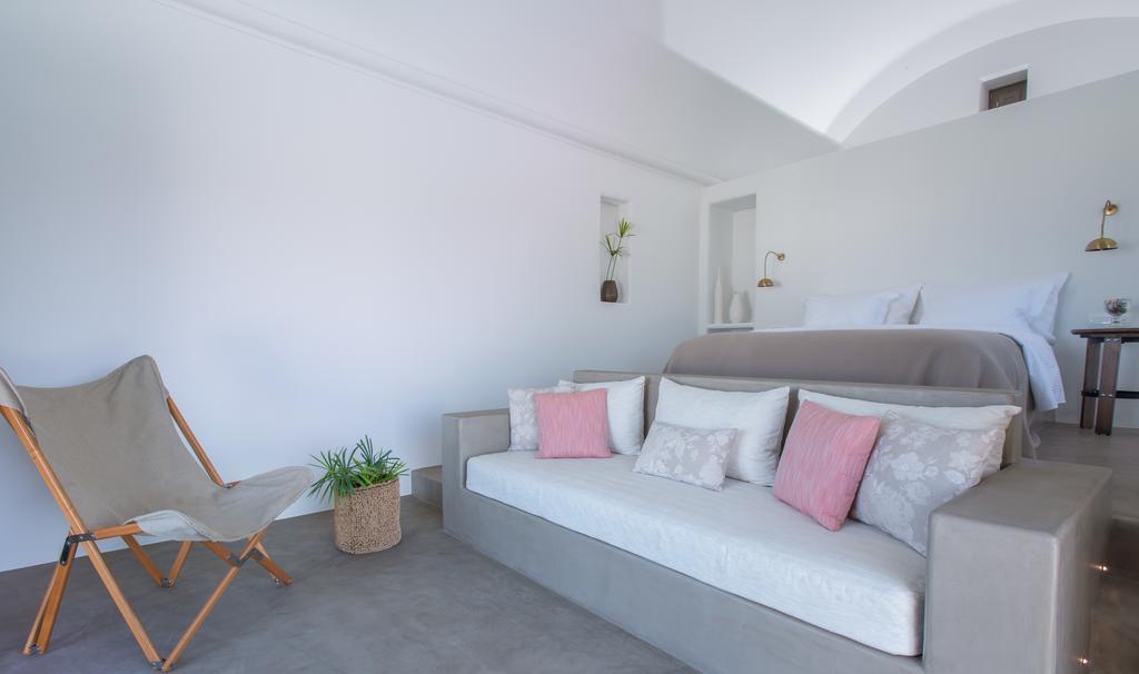 Azar Luxury Villas & *